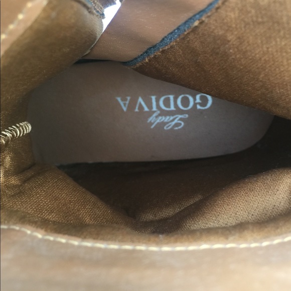 Godiva Ankle Fringe Boot - Picture 4 of 8